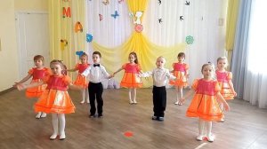 Песня "Мамочке милой" (слова и музыка Л. Мочаловой)