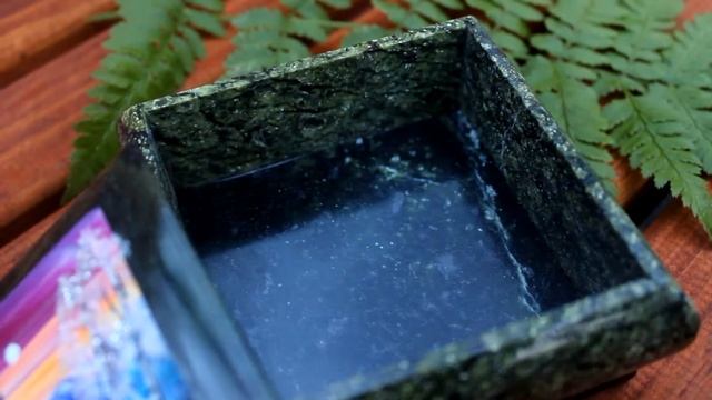 Шкатулка для украшений из змеевика с рисунком смотреть онлайн