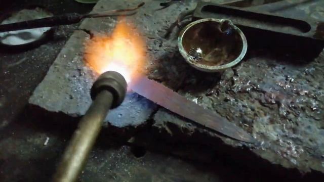 Как сделать припой для пайки ЛАТУНИ смотреть онлайн