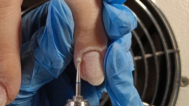 Минималистичный маникюр для учителя смотреть онлайн