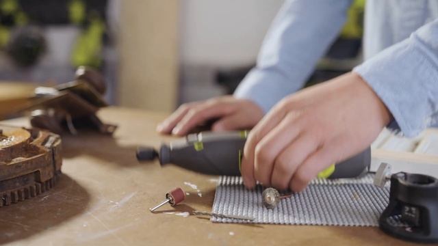 RYOBI 12V Rotary Tool смотреть онлайн