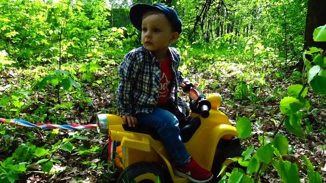 ЖЕЛЕЗНЫЙ ЧЕЛОВЕК против детских КВАДРОЦИКЛОВ, #видеодлядетей #детскийютуб #детскийканал #kidsvideo