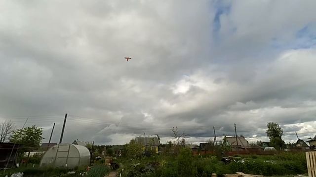 Воздушный змей над дачей смотреть онлайн