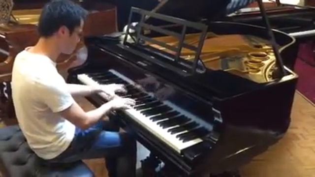 Hoang Pham practice on Bluthner Alaquat grand piano смотреть онлайн