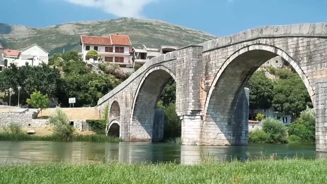 AMAZING BOSNIA AND HERZEGOVINA: culture, how they live, people, destinations/?? смотреть онлайн