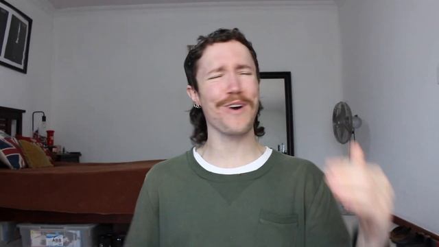 CARLY RAE JEPSEN - E•MO•TION ALBUM REACTION смотреть онлайн