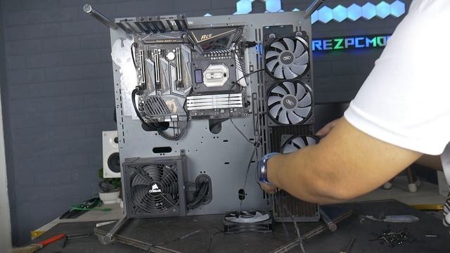 Thermaltake Core P5 Basic Watercooling / Mod Build смотреть онлайн