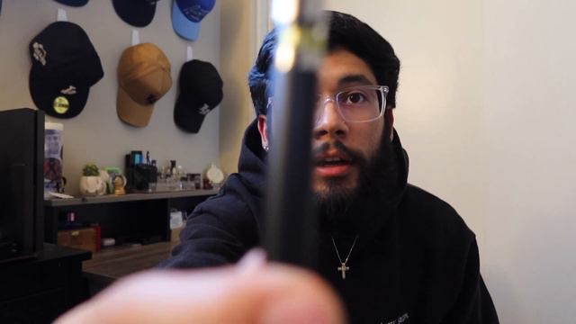TRYING THE LIMITED EDITION HEAVY HITTERS DISPOSABLE *VLOGMAS DAY 6* смотреть онлайн