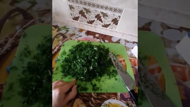 Vlog: Разбираю аптечку/Вкусный бешбармак с курицей/Новый-старый утюг смотреть онлайн