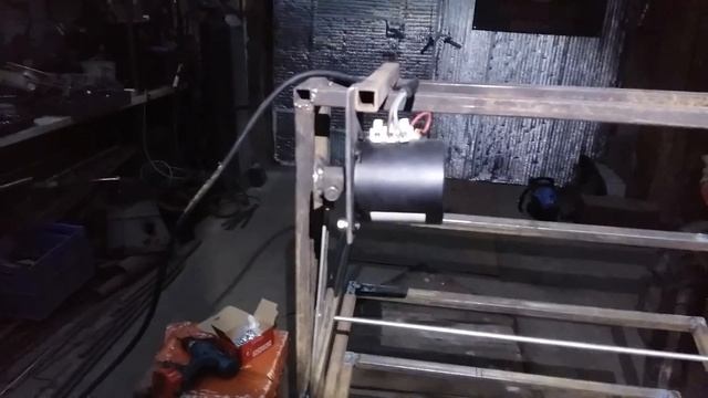 Система поворота лотков в самодельном инкубаторе. смотреть онлайн