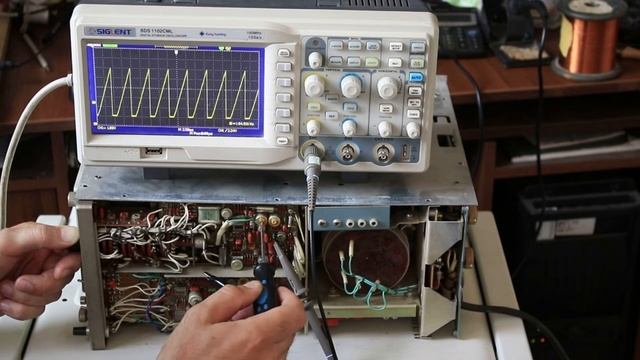 Осциллограф С1-93 регулировка тракта горизонтального отклонения. смотреть онлайн