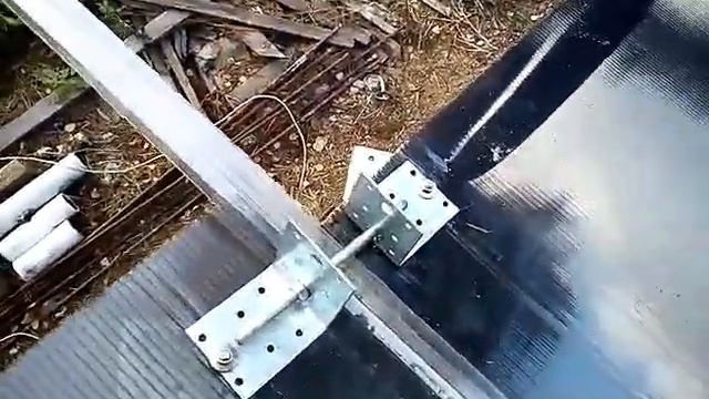 Соединение листов поликарбоната с помощью н-образного профиля в одно рабочее лицо смотреть онлайн