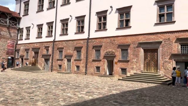 Ночь в замке за 4900. Квартира в Минске. Возврат авто. Беларусь смотреть онлайн