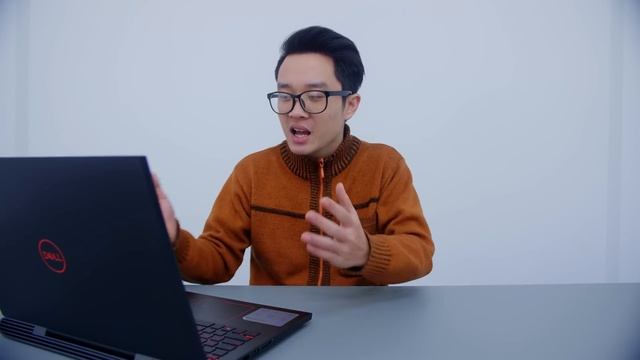 Dell Inspiron 7577 - Phiên Bản Hoàn Hảo? (GTX 1060 Max-Q) смотреть онлайн