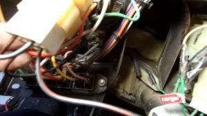 Установка указателей и датчика давления масла и температуры охлаждающей жидкости на трактор МТЗ-320