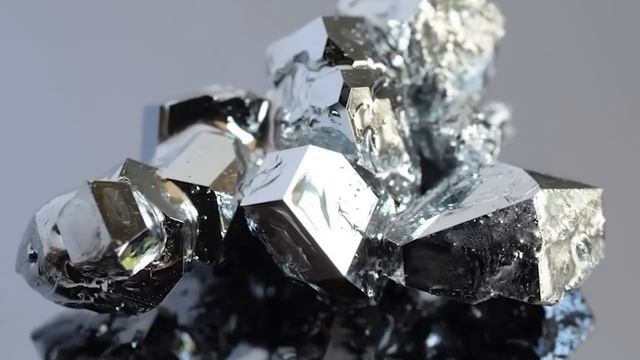 Светящиеся кристаллы: как устроены и работают светодиоды и полупроводниковые лазеры? смотреть онлайн