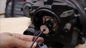 Как устанавливать светодиодные LED лампы H7 | Установка ламп с переходником | Turbine и Red Storm