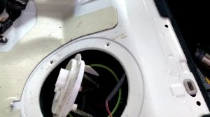 Mercedes C300 Fuel Pump Replacement.  W204