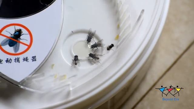 Автоматическая USB мухоловка "Fly Trap" смотреть онлайн