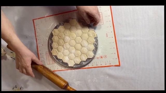 Double Trade Пельменница, аксессуар для лепки пельменей вареников, домашняя форма на 37 ячеек смотреть онлайн