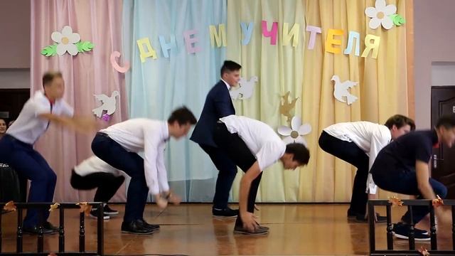 Танец выпускников на День Учителя 2015 смотреть онлайн