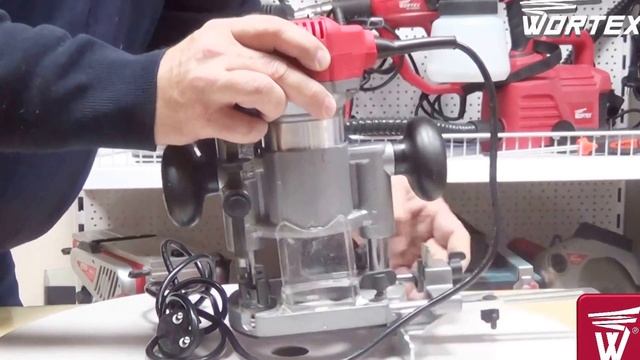 Кромочный фрезер WORTEX MM 5013-1E. Погружное основание