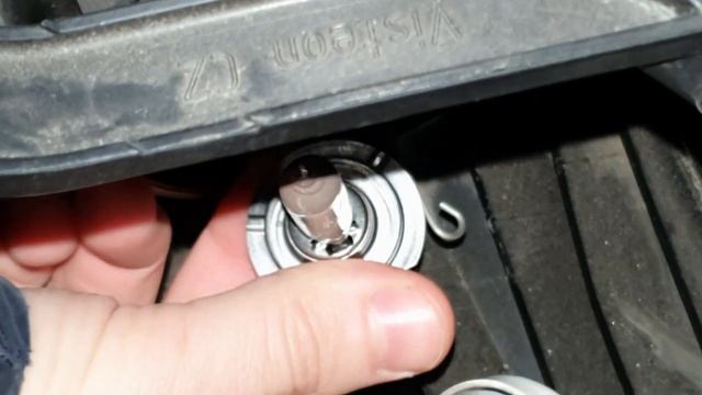 Citroen DS3 - How To Change A Lightbulb ?