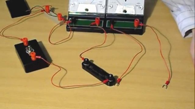 Измерение напряжения и сопротивления проводника #ФизиканскиеЛьвы2018 смотреть онлайн