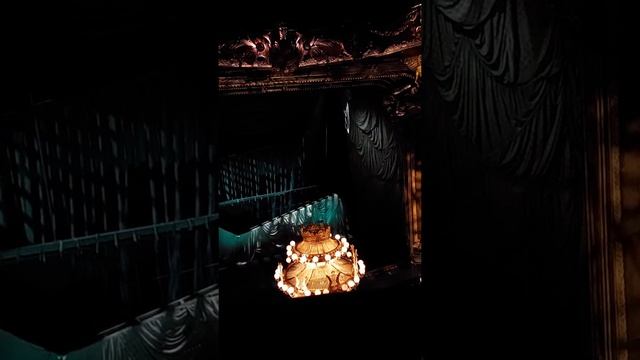 The Phantom of the Opera Overture Her Majesty's Theatre London Friday 08th April 2022 смотреть онлайн