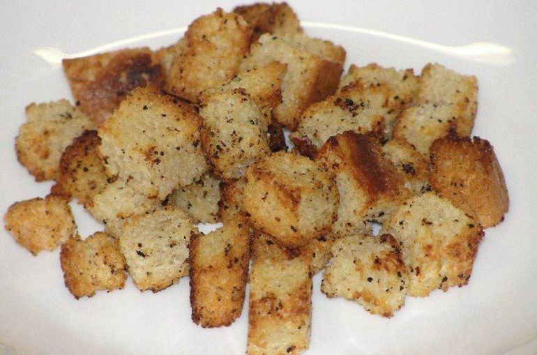 ВКУСНЕЙШИЕ СУХАРИКИ с чесноком. Приготовить СУХАРИ. Домашние СУХАРИ. Для всей семьи смотреть онлайн