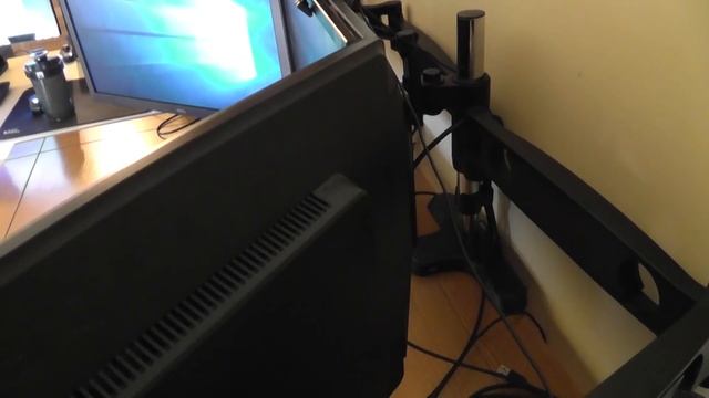 ¡MI SETUP DE PANTALLAS! - Arctic Z3 Pro (Review) смотреть онлайн