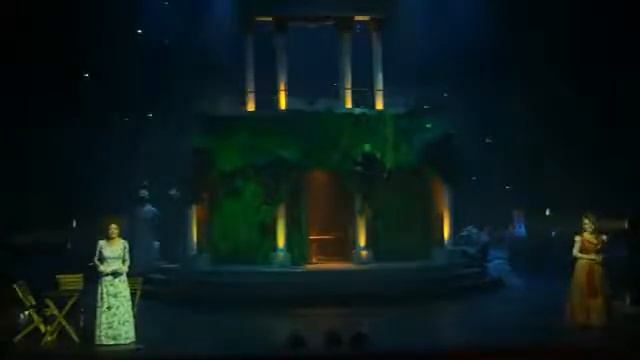 Дуэт о женских секретах, Штраус "Венская кровь" С.Кадочникова, О.Балашова смотреть онлайн