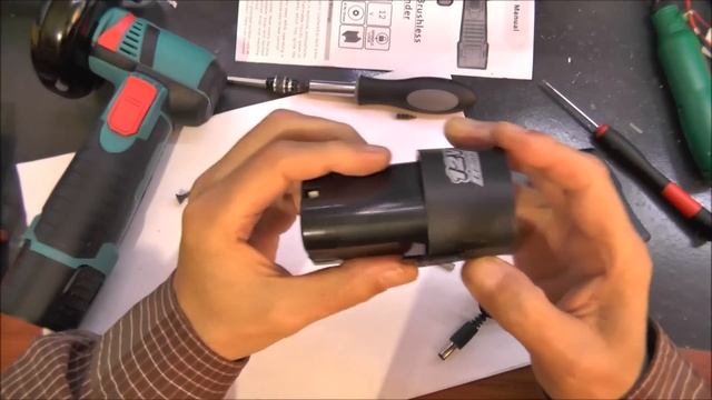 Аккумуляторная мини болгарка, работа и её устройство, тест и разборка, мини УШМ. смотреть онлайн
