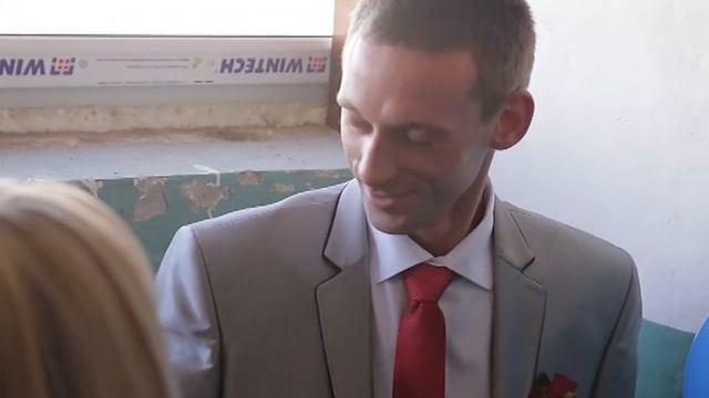 Выкуп невесты на свадьбе и бабушка благословляет невесту смотреть онлайн