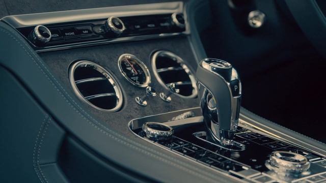 Купить Bentley Continental GT V8 4.0 (550 л.с.) Barnato смотреть онлайн