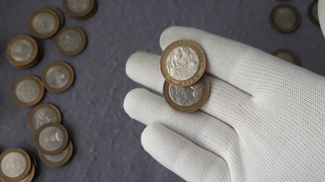 Случайно нашел копилку. Поменял юбилейные монеты на обычные 1 к 1 - невероятное везение нумизмата смотреть онлайн