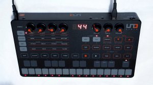 Обзор UNO Synth (IK Multimedia)
