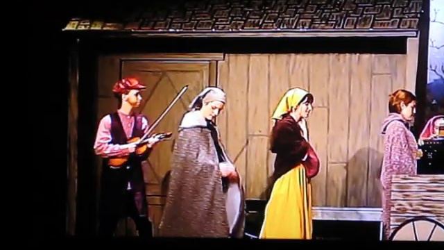 Fiddler on The Roof Ending смотреть онлайн