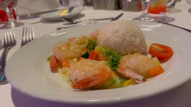 Caribbean Night on Royal Caribbean Wasn't What We Expected | Odyssey of the Seas 2023 Ep. 8 смотреть онлайн