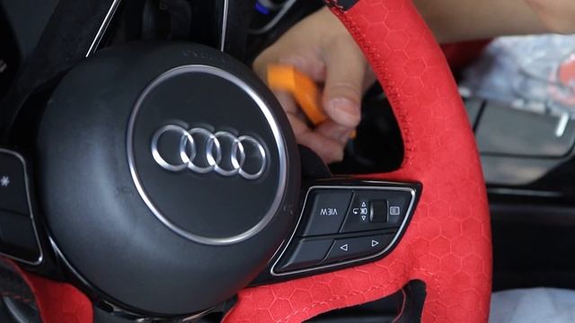 MEWANT--Alcantara Cover for Audi A1 A3 A4 A5 A8 RS3 RS4 RS5 Q2 2016-2019 (D Shape) смотреть онлайн