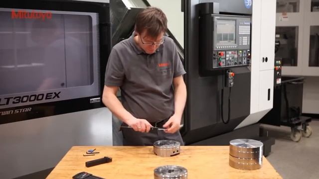 Штангенциркуль ABSOLUTE Digimatic IP67 от Mitutoyo смотреть онлайн