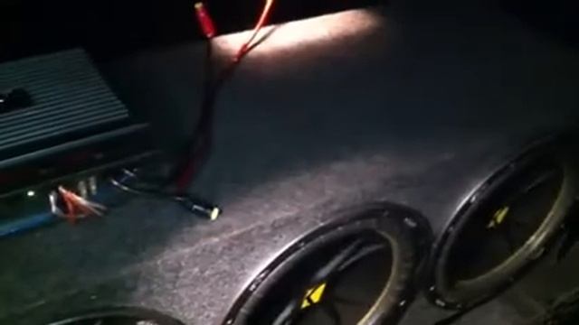 3 12' kicker comps on a 3500 monoblock смотреть онлайн