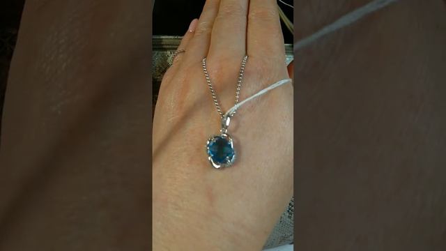 Подвеска серебро 925пр.Вес-2,28гр. Фианиты алпанит. Цена-850р. Костромская фабрика.