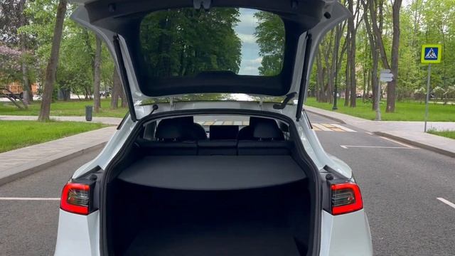 Tesla Model Y Long Range: короткий видео обзор электрического автомобиля (электрокара) Тесла Модел