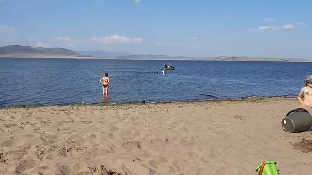Семейный выезд.?баламутим воду. смотреть онлайн