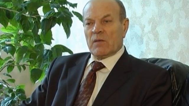 Кашпировский: Валентин Яценко, д.м.н., профессор.