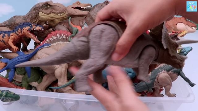 50 Dinosaur BOX With Dinosaur Egg, Slime, Battle Dino Token смотреть онлайн