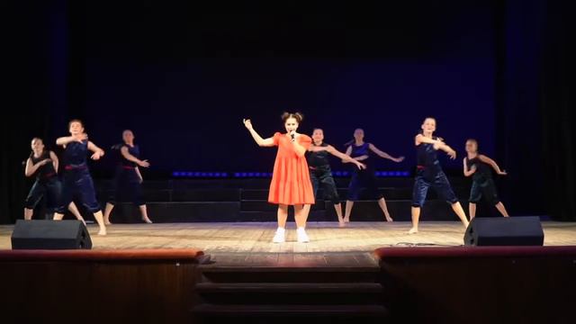 Арина Щеглова Эта песня простая смотреть онлайн
