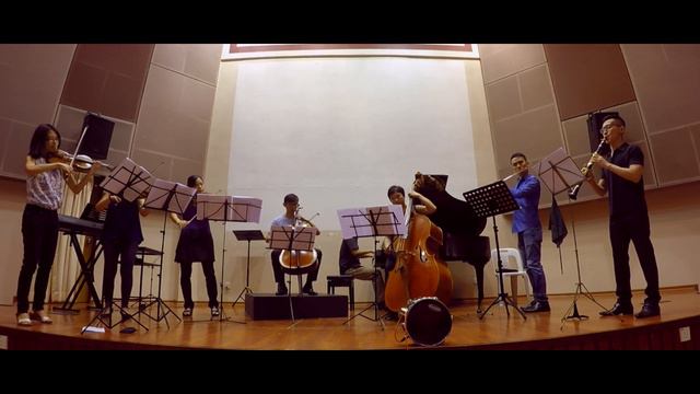 J. Strauss II (trans. Schoenberg) - Emperor's Waltz смотреть онлайн