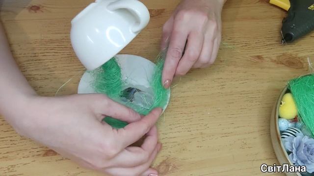 Парящая чашка Пасхальная. /Летюча чашка Великоднева.